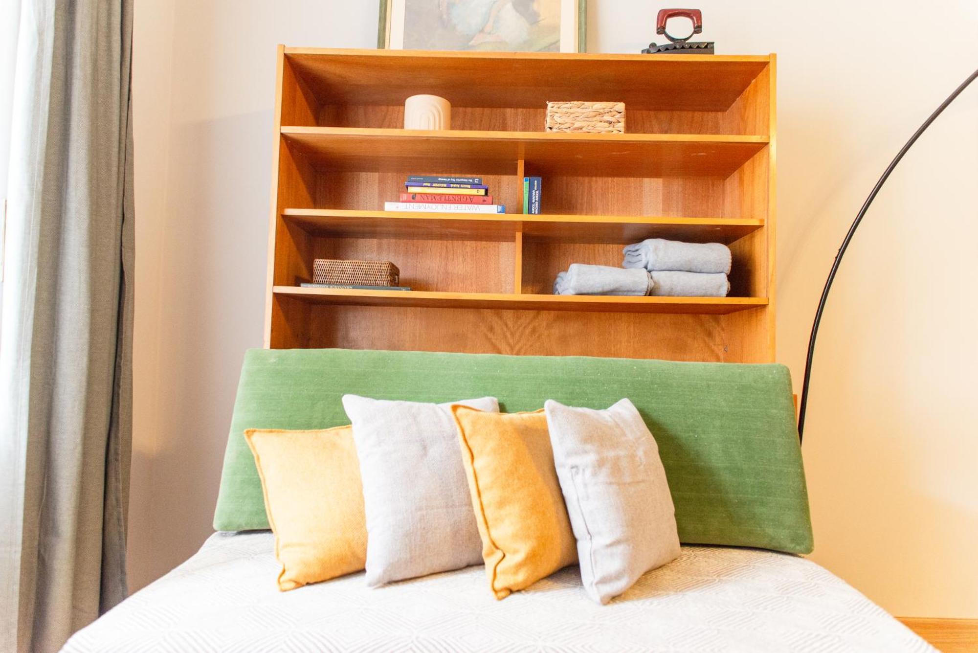 Spacious Family Suite Along River Side, In The Heart Of Buda Budapeste Exterior foto