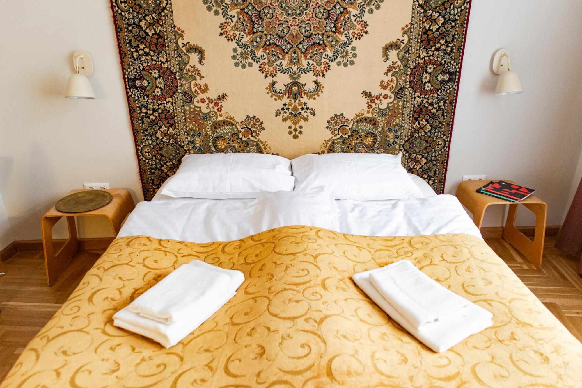 Spacious Family Suite Along River Side, In The Heart Of Buda Budapeste Exterior foto